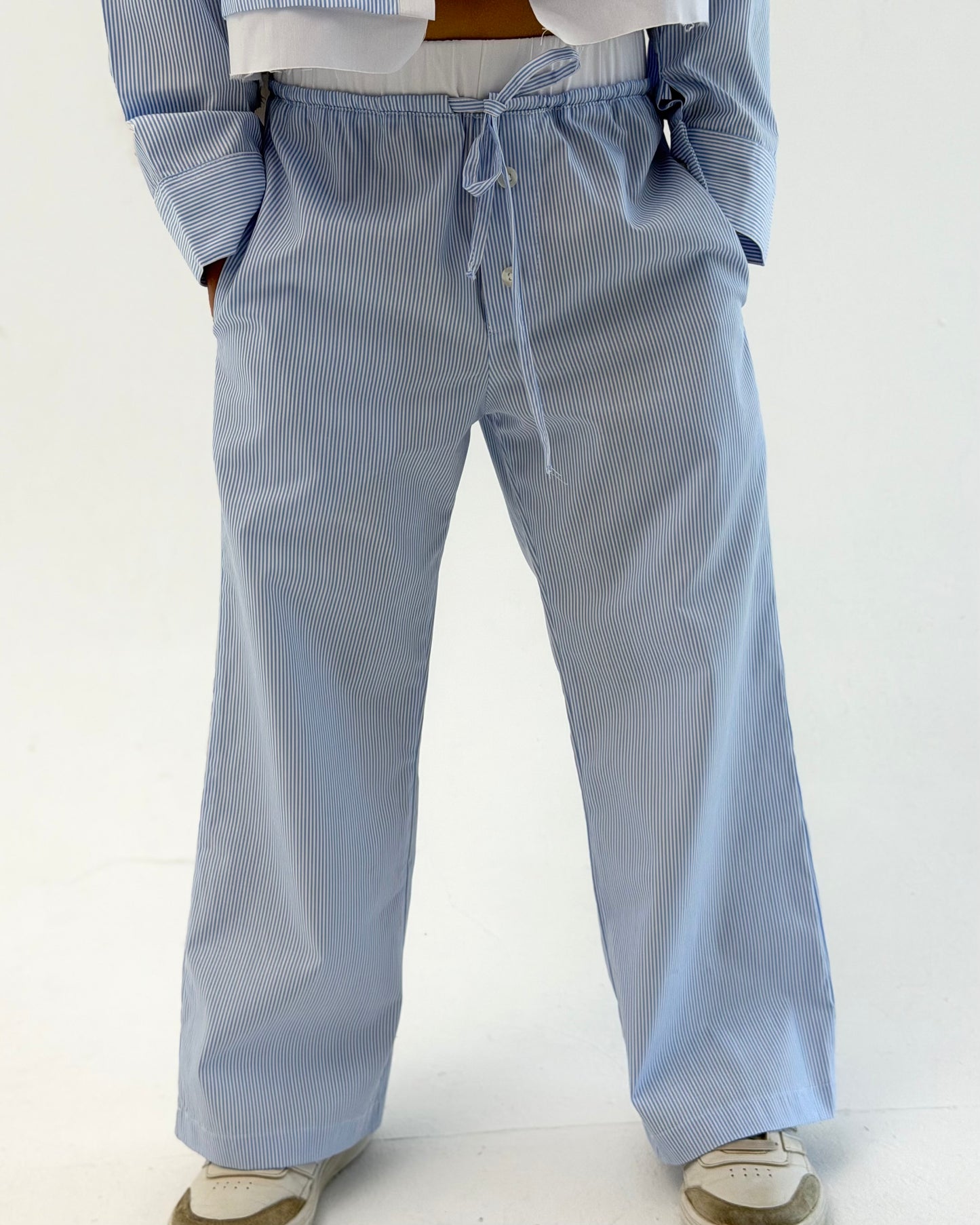 Cutout Blue Stripe Set