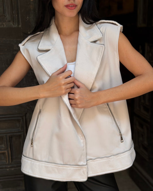 Zip Vest in Ivory