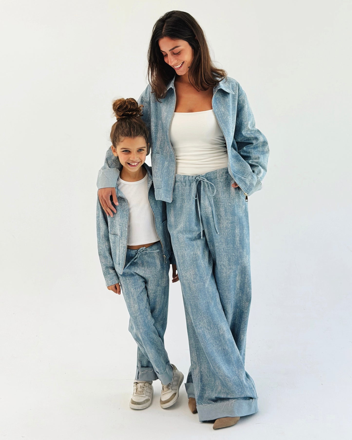 Washed Drawstring Jeans
