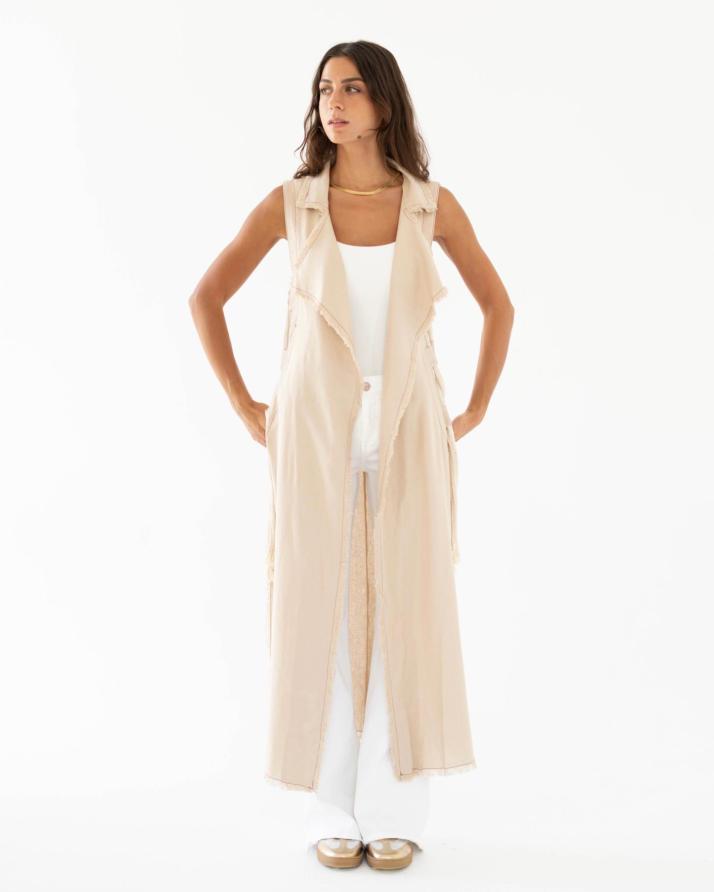 Frayed Vest in Beige