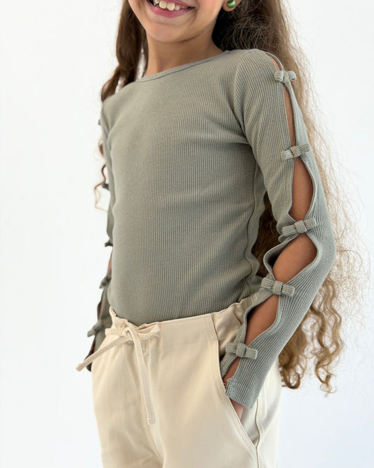 Bow Top in Olive